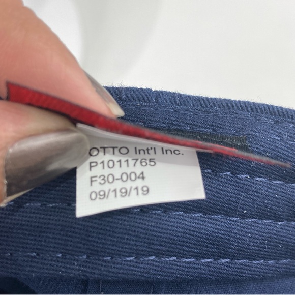 VIZCAYA Museum and Garden snap back Navy and white hat - Picture 13 of 14